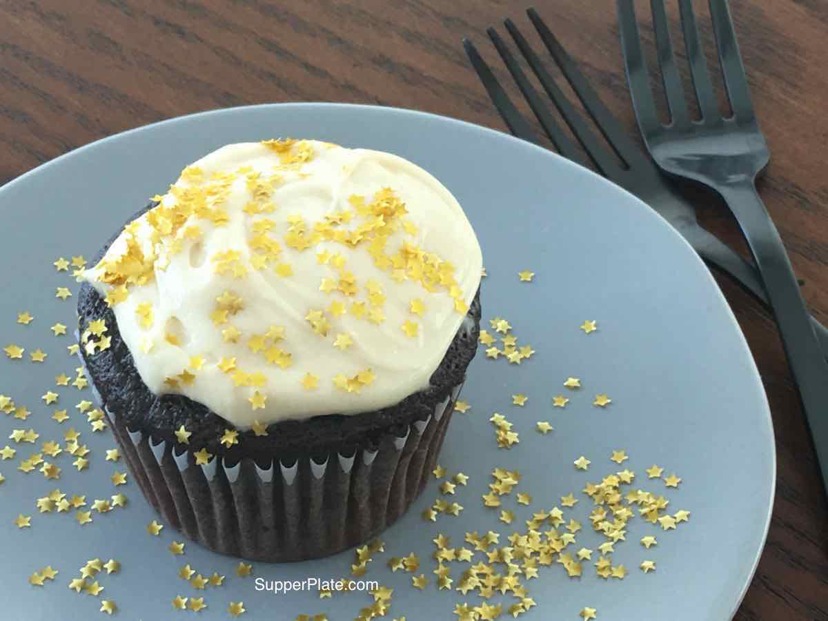 Baileys Frosting Supper PlateDelicious Dinners on a Budget! 6 Tips